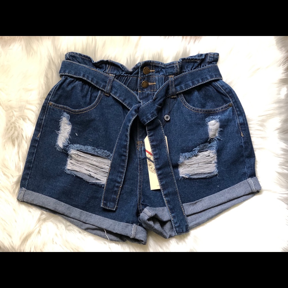 DENIM SHORTS